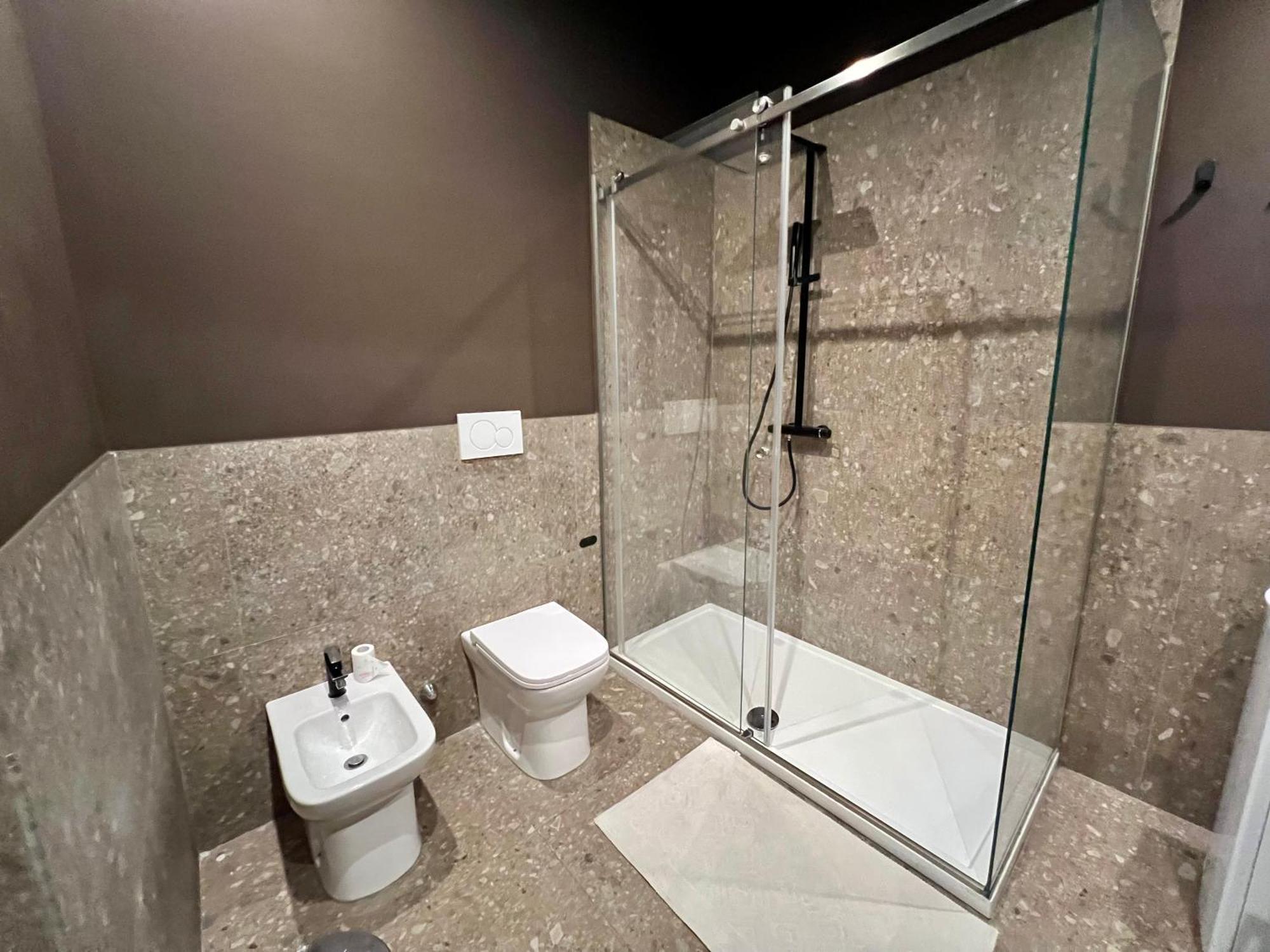 New Amazing Mono Located In Moscova District From Moscova Suites Apartments Group Милан Экстерьер фото